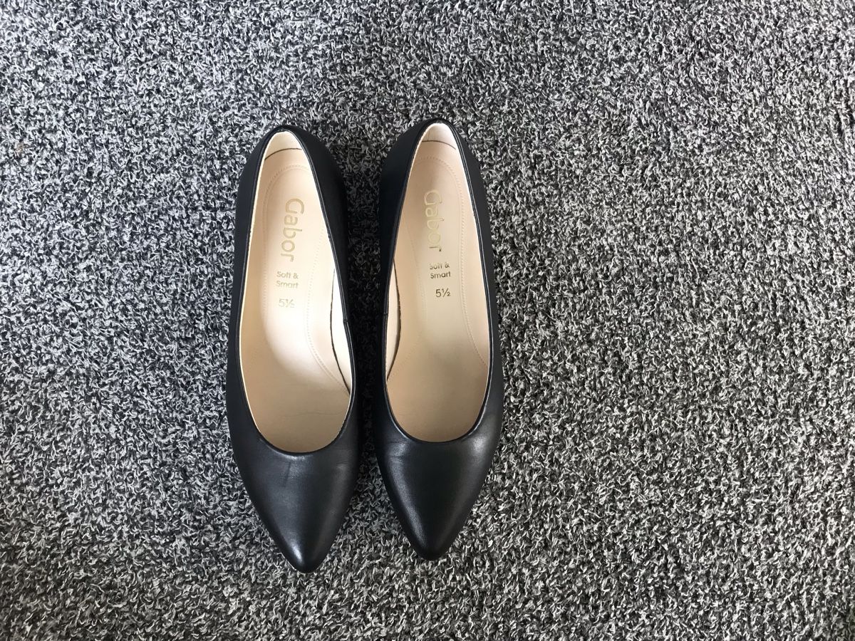 Gabor Scarpe da donna: Schwarzer Pump von Gabor – Usato da Sirnach venduto da Famisa 3