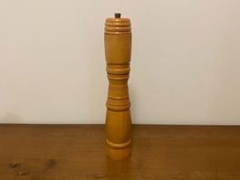 Pfeffermühle aus Holz Mahlwerk Made Sonderegger Mechanik