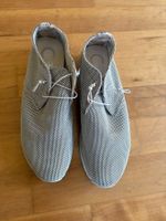 Sportlich-eleganter Damensneaker Carolina Gr. 39 neuwertig