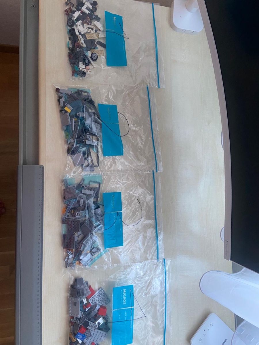 Lego Spielzeuge: Iron man Armoury 76216 – Gebraucht aus Wettingen von srvevami 3