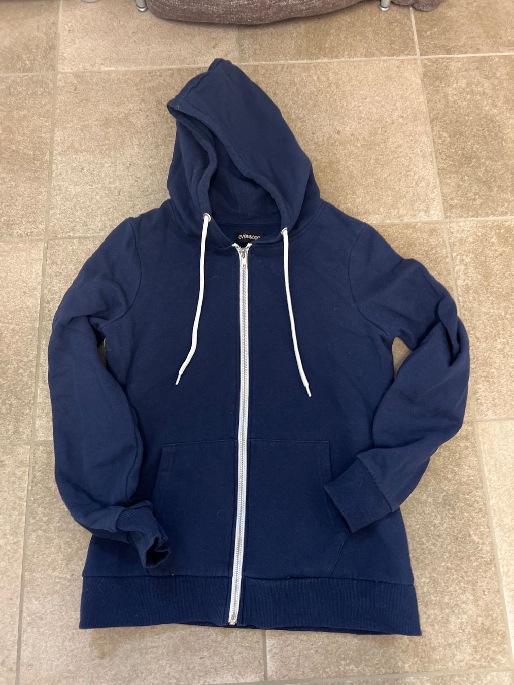 Jacken: Dunkelblaue Even&Odd Jacke mit Kapuze – Neu (gemäss Beschreibung) aus Oberriet SG von Subi2011