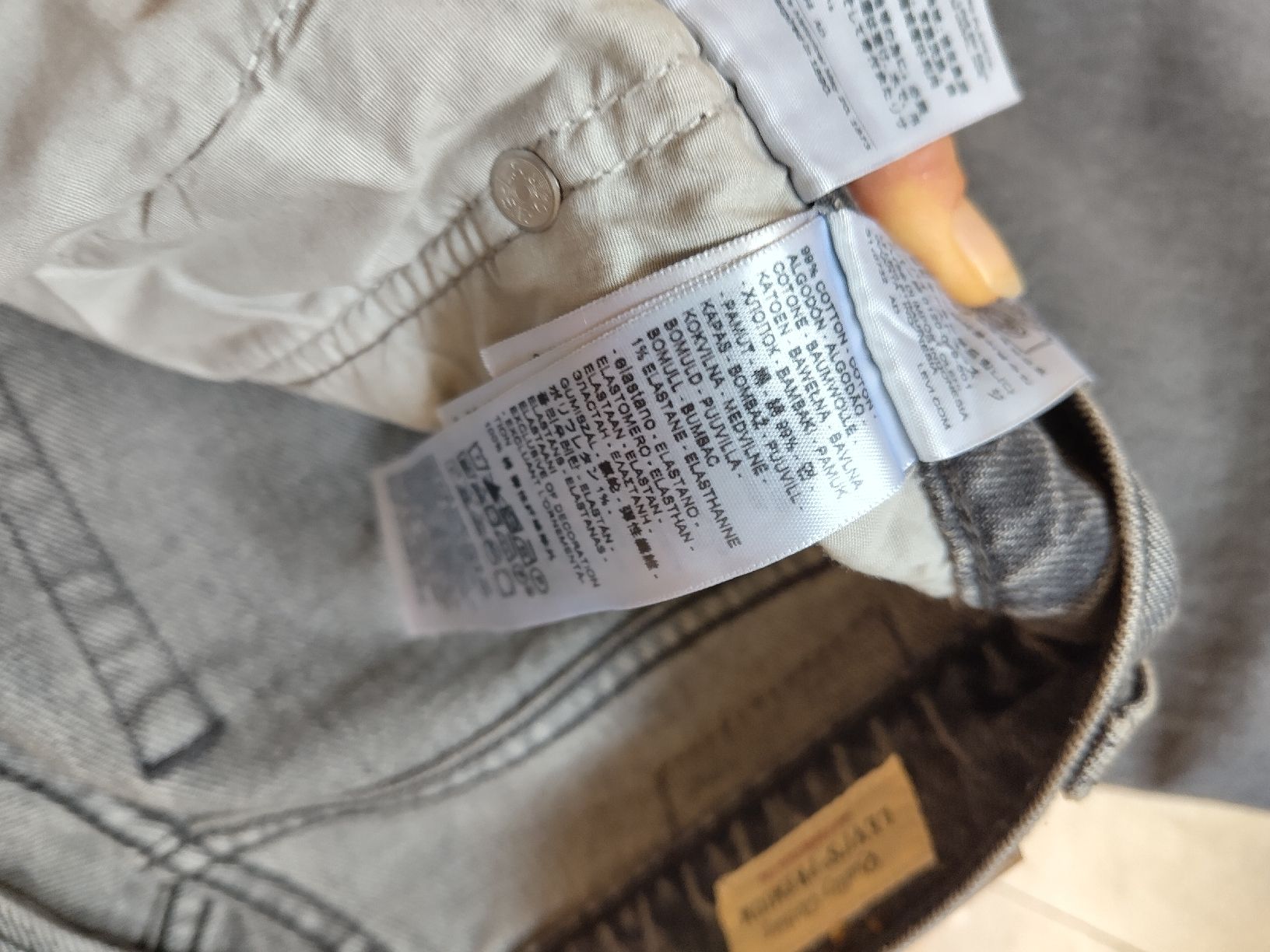 Levi's Jeans: Levi's Ribcage Straight Ankle 25/27 – Nuovo (secondo la descrizione) da Bern venduto da kat_69vw 2