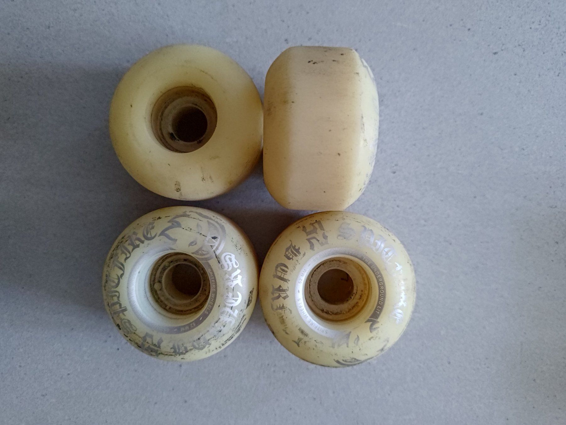 Skateboards: Skateboard hardware pack – Gebraucht aus Courtaman von ale_5jxm