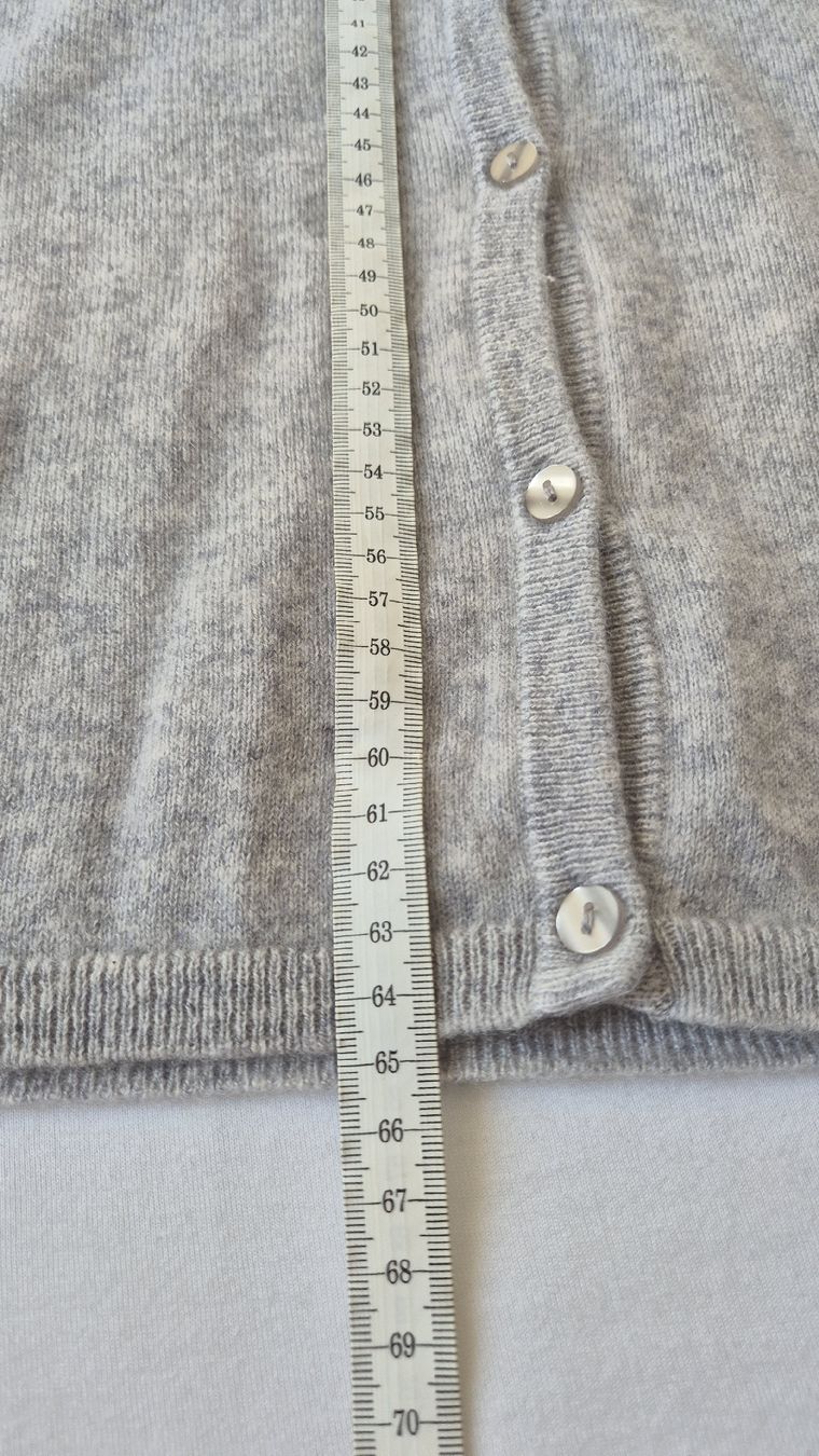 Giacche: Cashmere Strickjacke, grau, Grösse M – Usato da Winterthur venduto da ann_7lxx 4
