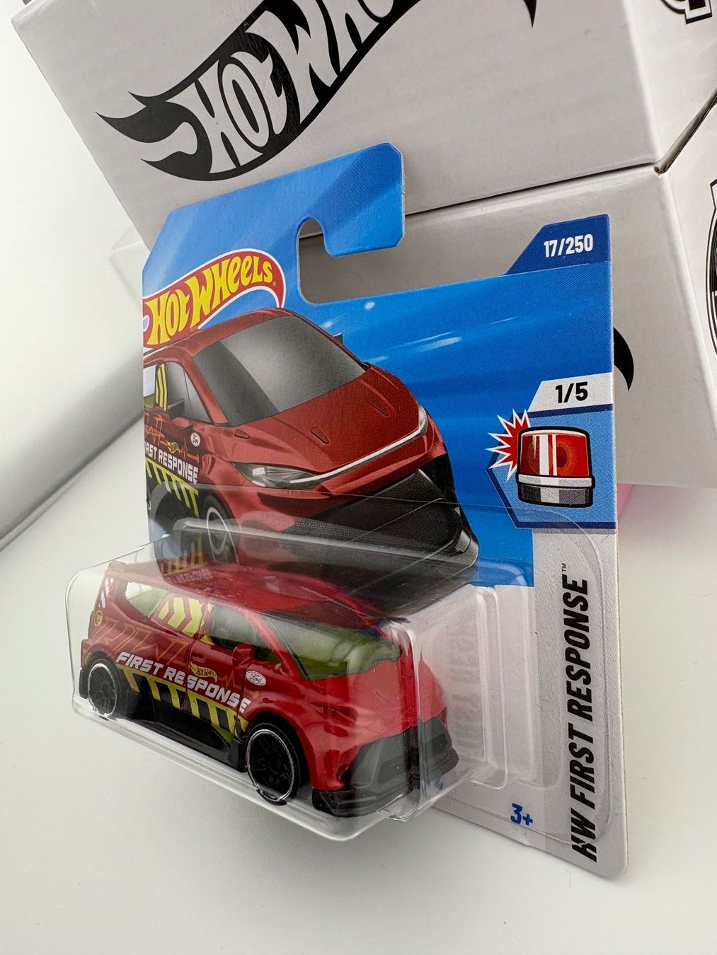 Hot Wheels Modellautos: Hot Wheels Ford Performance Supervan 4 *Treasure Hunt* 2025 – Neu und originalverpackt aus Flawil von HeisseReifen 2