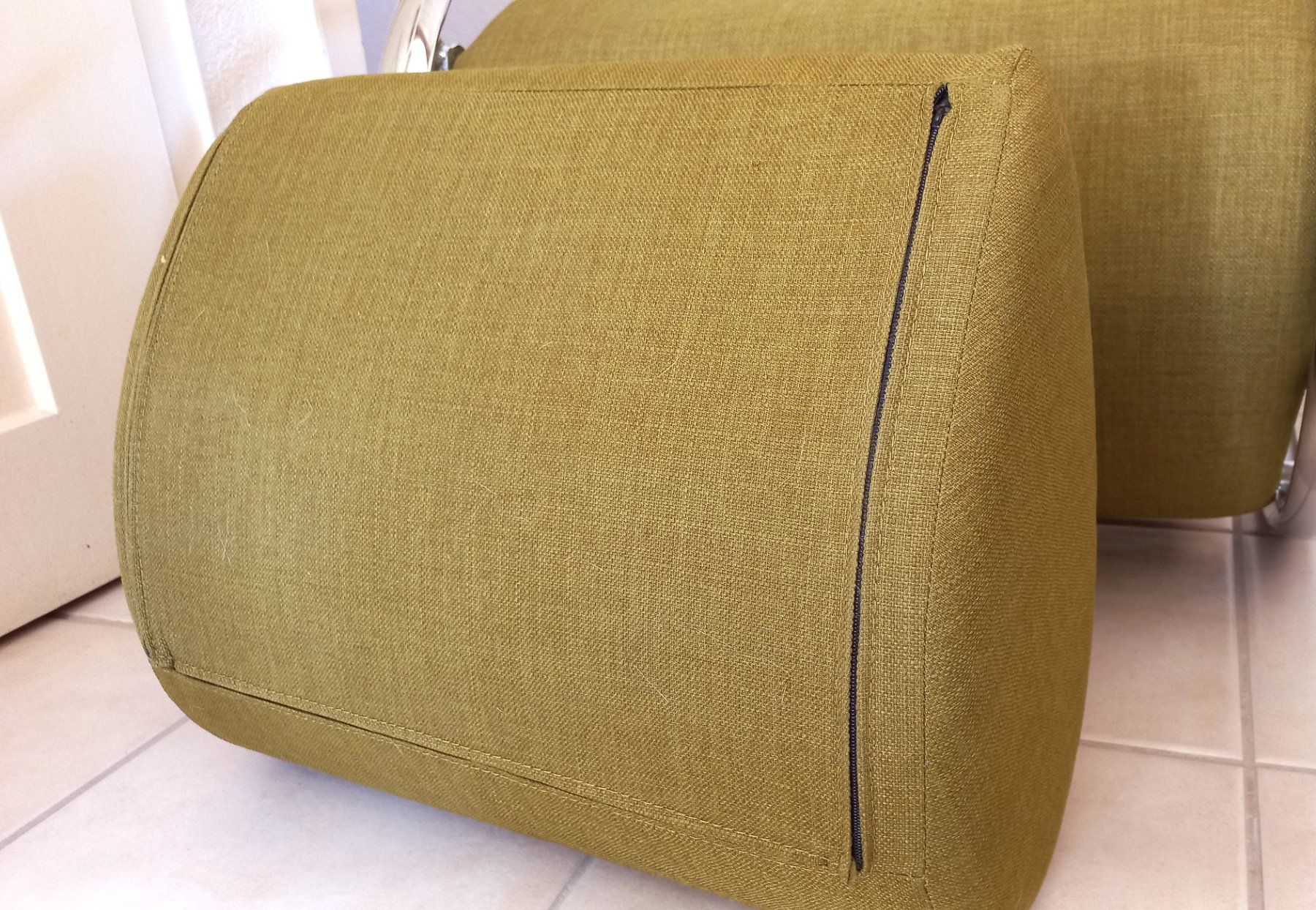 Poltrone: Sessel Schaukelstuhl mit Hocker – Usato da Bévilard venduto da Orscha 7