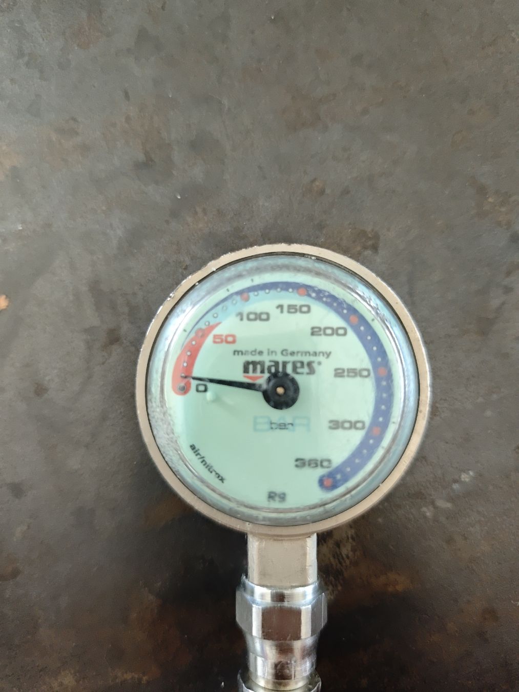 Mares Respiratori & Giubbotti: Depht Gauge Mares – Usato da Zürich venduto da yhautier 1
