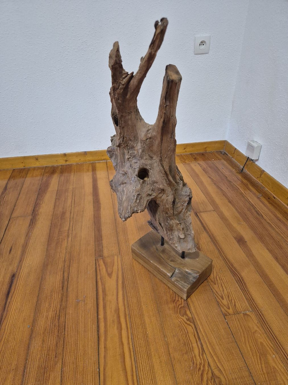 Weingestelle & -ständer: Dekor Weinständer aus Holz – Neu (gemäss Beschreibung) aus Blauen von Casi7