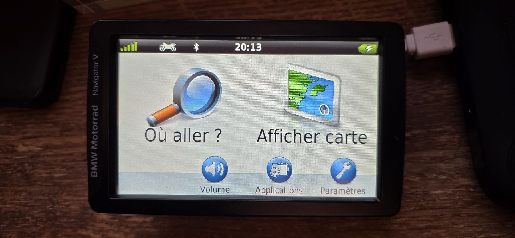 Garmin Navigatori: GPS BMW NAVIGATOR IV 5 – Usato da St-Légier-Chiésaz venduto da Applebio 7