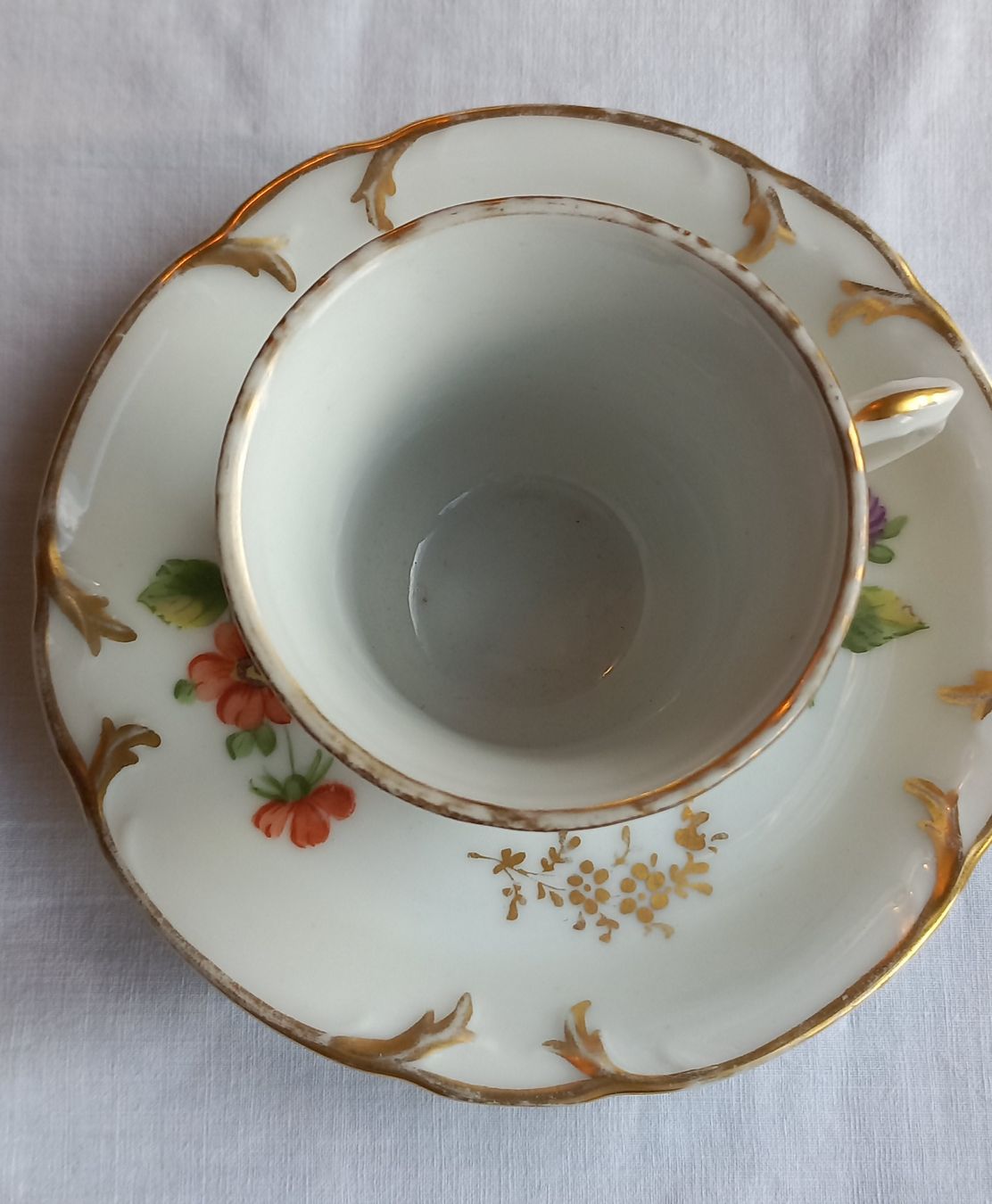 Tassen: Antike Kaffeetasse mit Unterteller, Blumendekor, Goldrand – Gebraucht aus Buchs AG von Dzirul 7