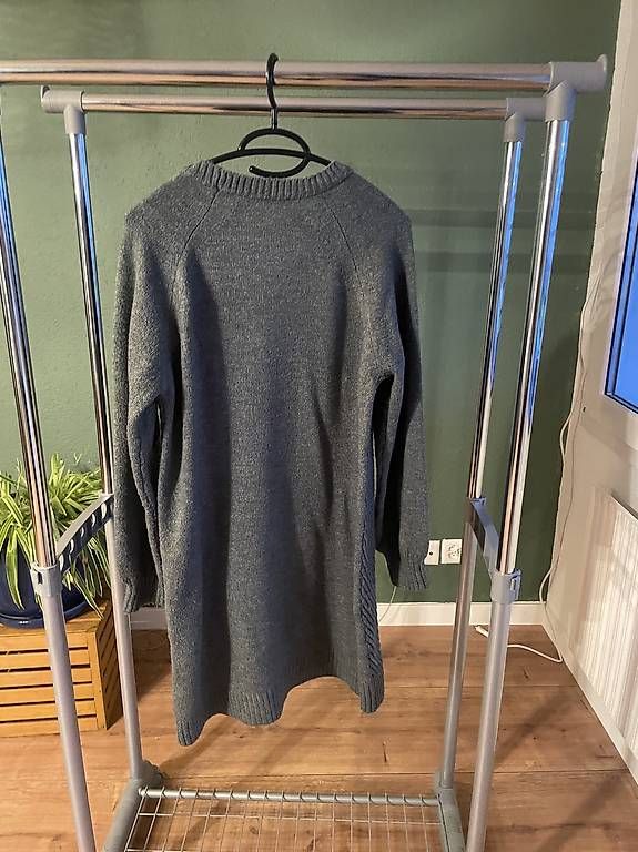 Vestiti: Strickkleid Damen grün – Usato da Roggwil BE venduto da con_8khh 1