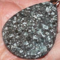 Anhänger L-5952 – Drachenknochen Cabochon ca. 44x35mm