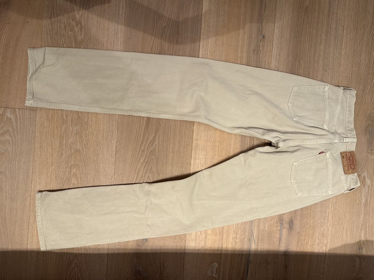 Levi's Jeans: Levi Strauss Jeans beige – D'occasion à Farnern par allthingspreloved 1