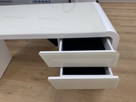 Schreibtisch weiss mit 2 Schubladen 120cm Breitsse 60cm