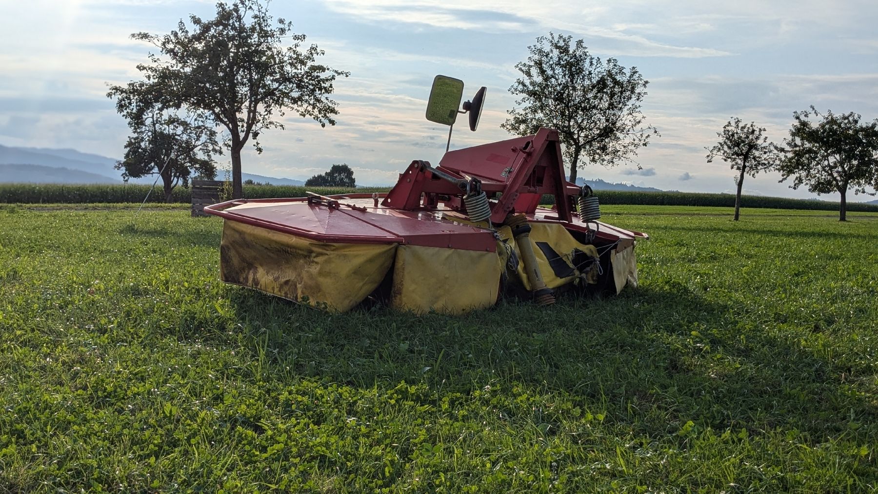 Tutte le macchine: Frontmähwerk Pöttinger cat 310 plus – Usato da Schongau venduto da Disli0 2