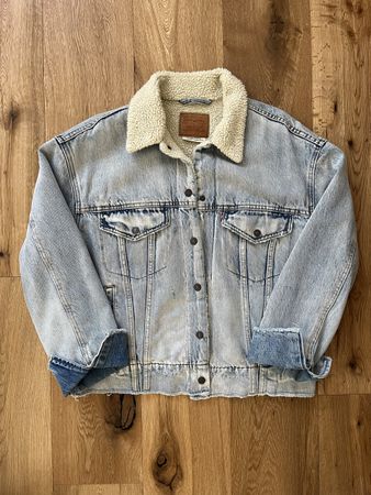 Levi’s Premium Jeans Sherpa Jacke, Gr. XS