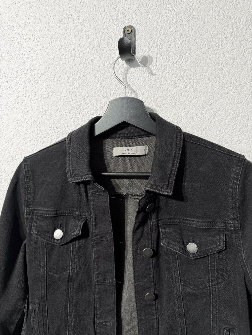 Only Jacken: ONLY Jeans Jacke,  Schwarz - Gr. S – Neu (gemäss Beschreibung) aus Fischbach LU von bidu.x 1