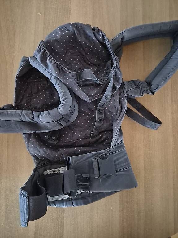 Marsupi portabebè: Ergobaby Trage mit Infant Insert – Usato da Lotzwil venduto da tab_8hdy 3