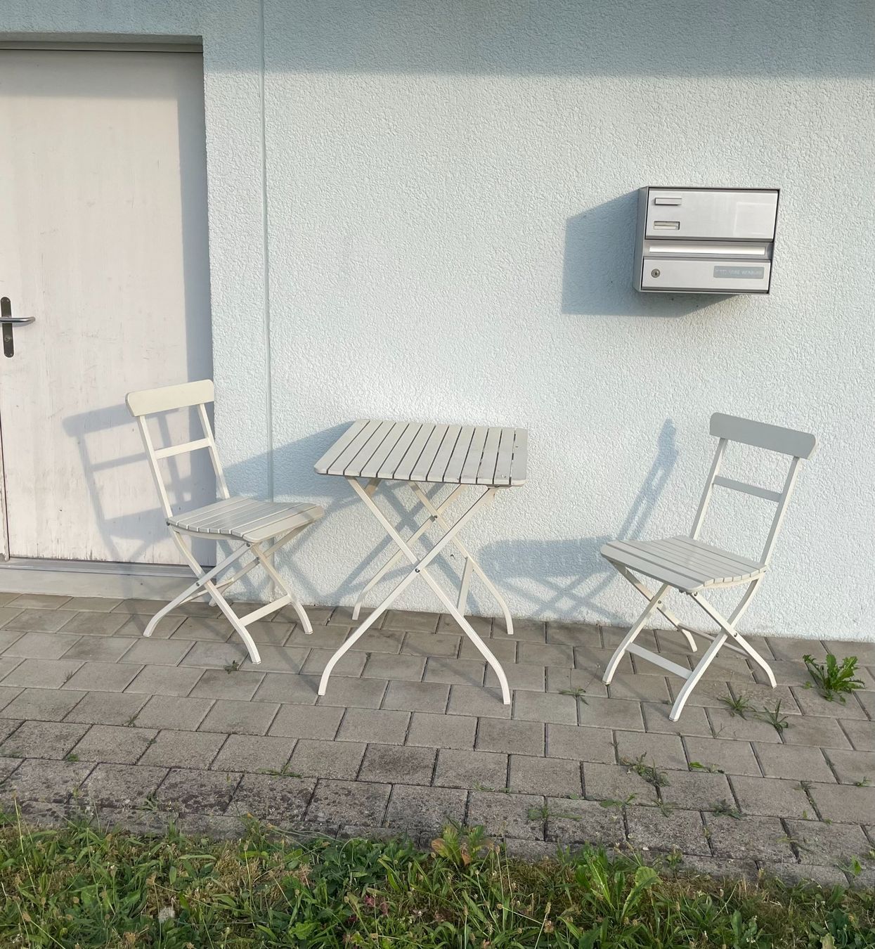 Ikea Set di tavolo e panche: Gartentisch mit 2 Stühlen Weiss von Ikea – Usato da Bassersdorf venduto da Evilein5374