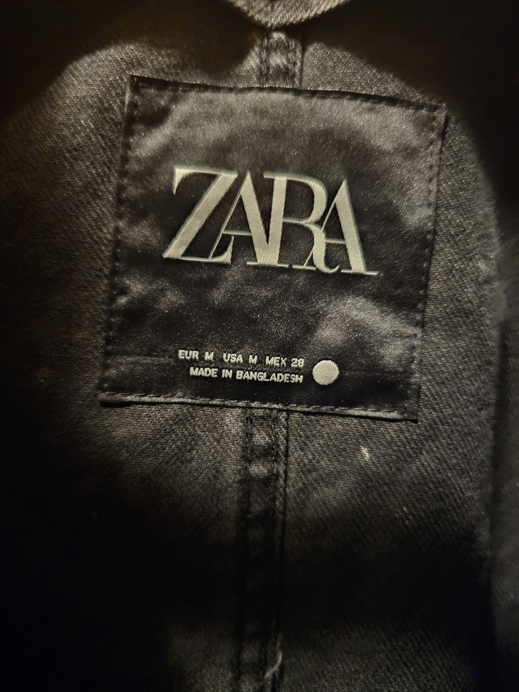 Zara Jacken: Zara Jacke mit Strass - 1 mal benutzt – Gebraucht aus Oberengstringen von gre_7wv8 1