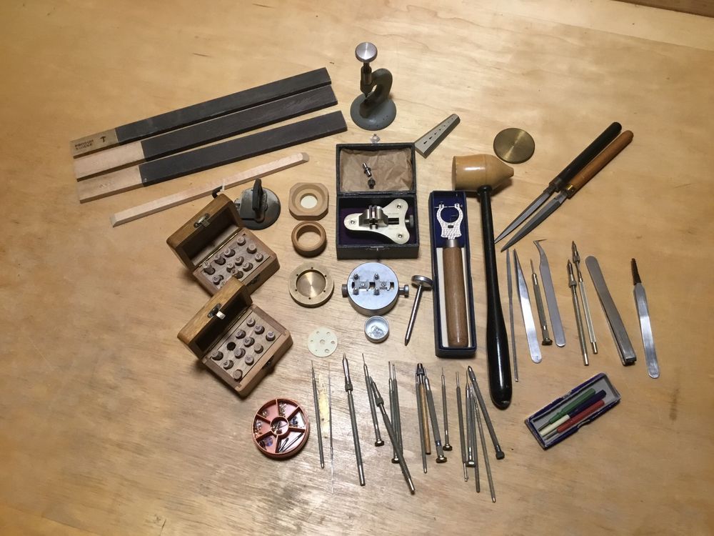 Lot D'outils Pour Horlogerie – Occasion, Parfait Pour Les Amateurs De Réparation De Montres