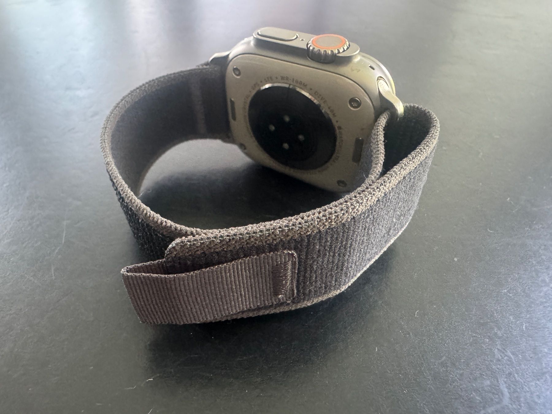 Apple Bracciali & Braccialetti: Apple Trail Loop Armband • 44/45/49 mm • schwarz – Usato da Bern venduto da SMNSCHTZ 1