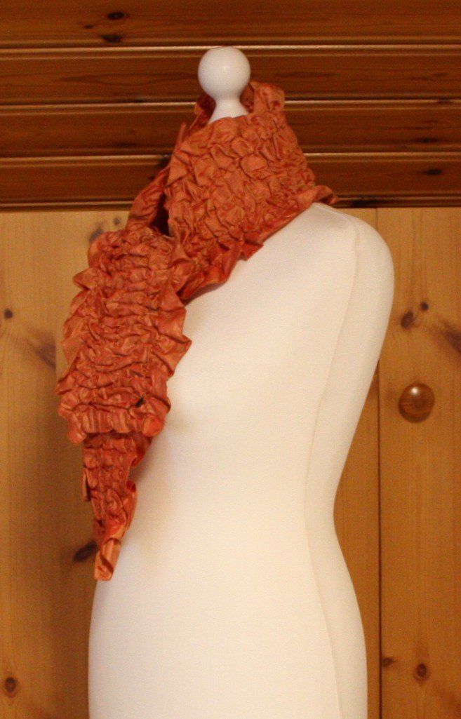 Foulard & Sciarpe: Schal gerafft elastisch orange – Usato da Flüelen venduto da Diversicum-Vintage 4