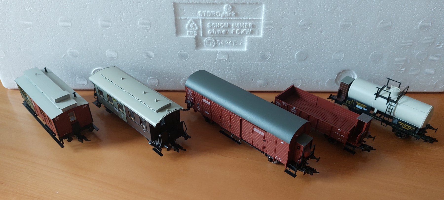 Fleischmann Modellini di ferrovie: Fleischmann 4895 - Dampfzug mit T9.3 der K.P.E.V. – Nuovo (secondo la descrizione) da Rotkreuz venduto da MOBAHN-1zu87 5