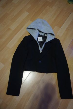 Schwarzer Cropped Blazer mit Kapuze – Grösse 34