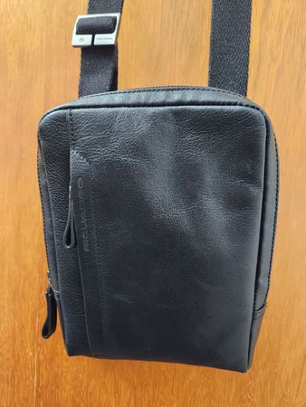 Piquadro Herren Ledertasche Umhängetasche schwarz neuwertig