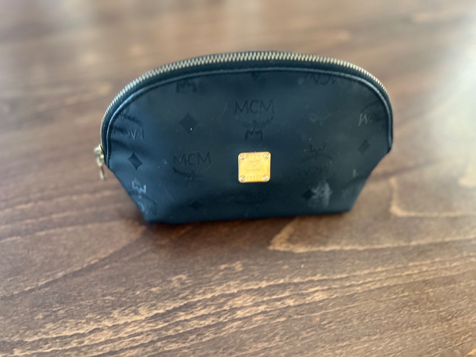 Mcm Custodie per cosmetici: Original MCM Täschli, Kosmetiktasche – Usato da Ebmatingen venduto da Mistelu 1