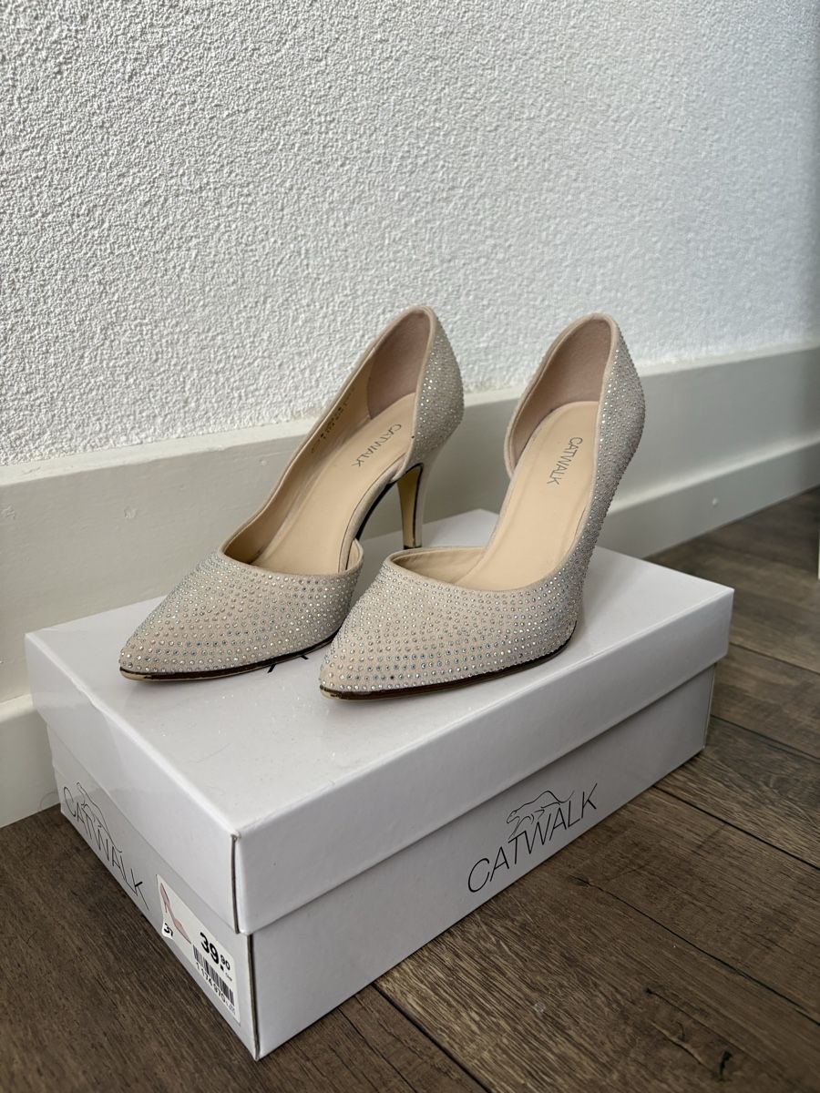 Scarpe da donna: Escarpins scintillants, taille 37 – Usato da Orbe venduto da Caro_art18