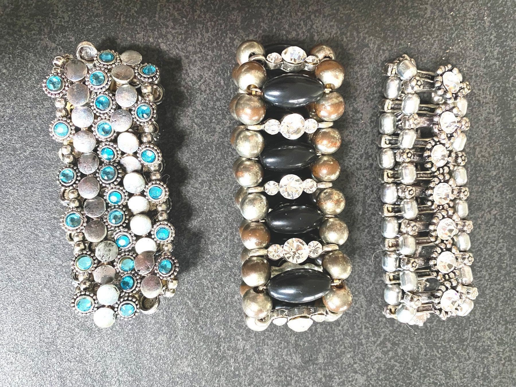 Armbänder & -reifen: 3 Bracelets élastique 1-2-3 – Gebraucht aus Porrentruy von SYANKA
