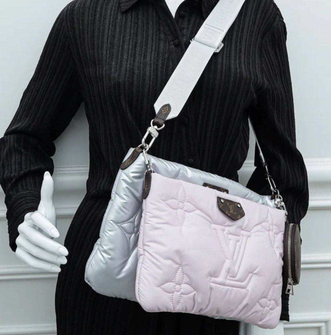 Louis Vuitton Borse da donna: ❤️ Louis Vuitton Multi Pochette Maxi Pillow – Nuovo (secondo la descrizione) da Eschenbach LU venduto da Luxury_Limited 7