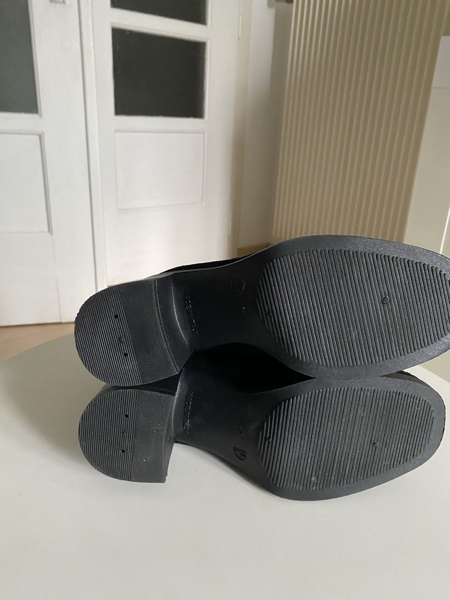 Scarpe da donna: Bottines OFFICE en suède noir, cuir, taille 38 – Nuovo (secondo la descrizione) da Vuippens venduto da ale_6gkb 4