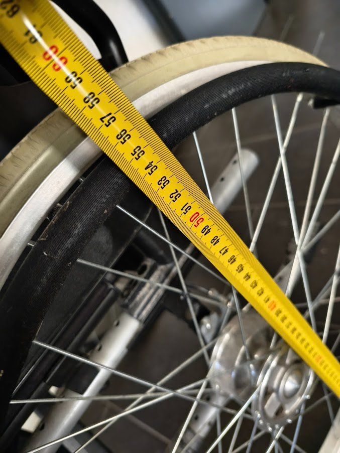 Rollstühle: Rollstuhl Breezy basix 2 Leichtgewicht – Gebraucht aus Toffen von Immo-Erben 8