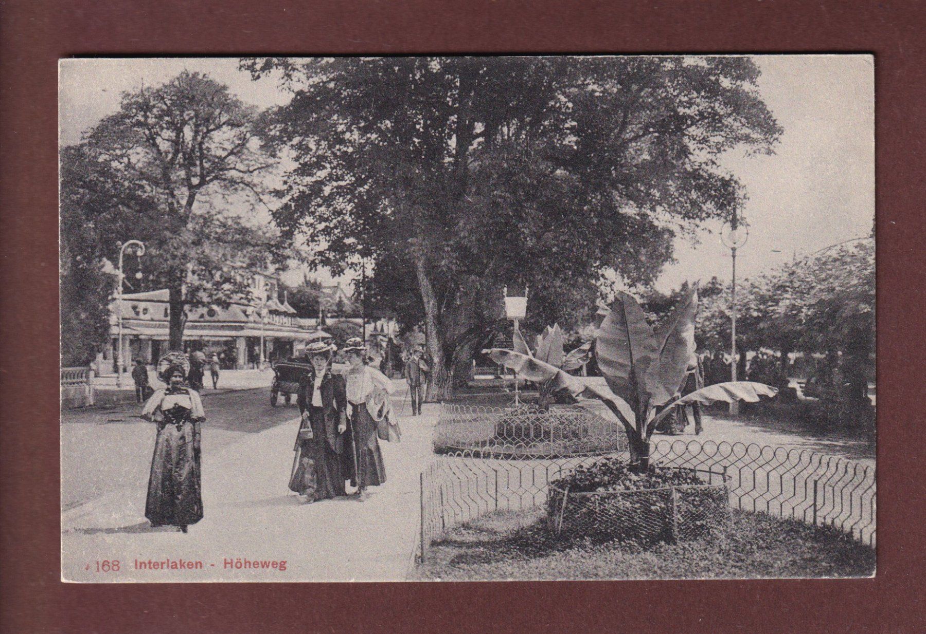 Cartes postales: INTERLAKEN - Höheweg – D'occasion à Pully par nicecards-shop