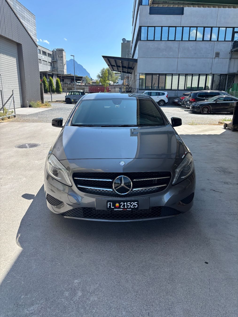 Mercedes-Benz Automobili: MERCEDES-BENZ A 200 AMG line – Usato da Eschen venduto da kingkong010 3