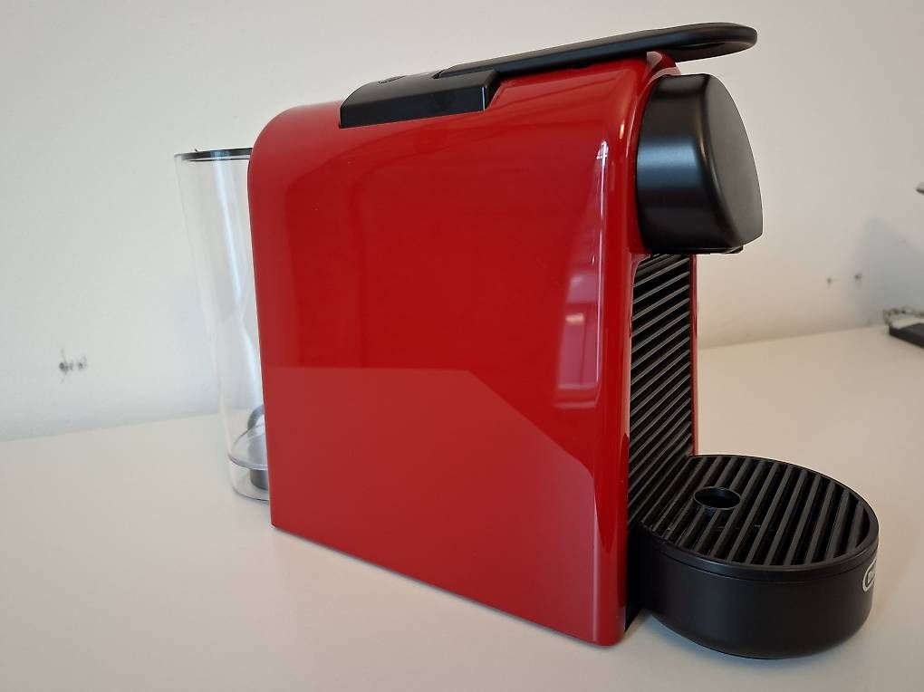 Machines à café & Machines à expresso: Nespresso ESSENZA Mini  – D'occasion à Bern par Patagonia7 4