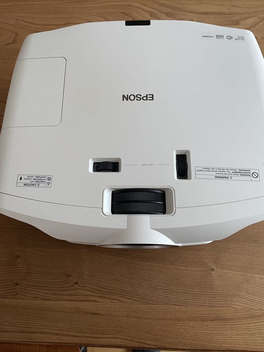 Epson Proiettori: VideoProjecteur Epson EH-TW7200 – Usato da Neuchatel venduto da D9z2 2
