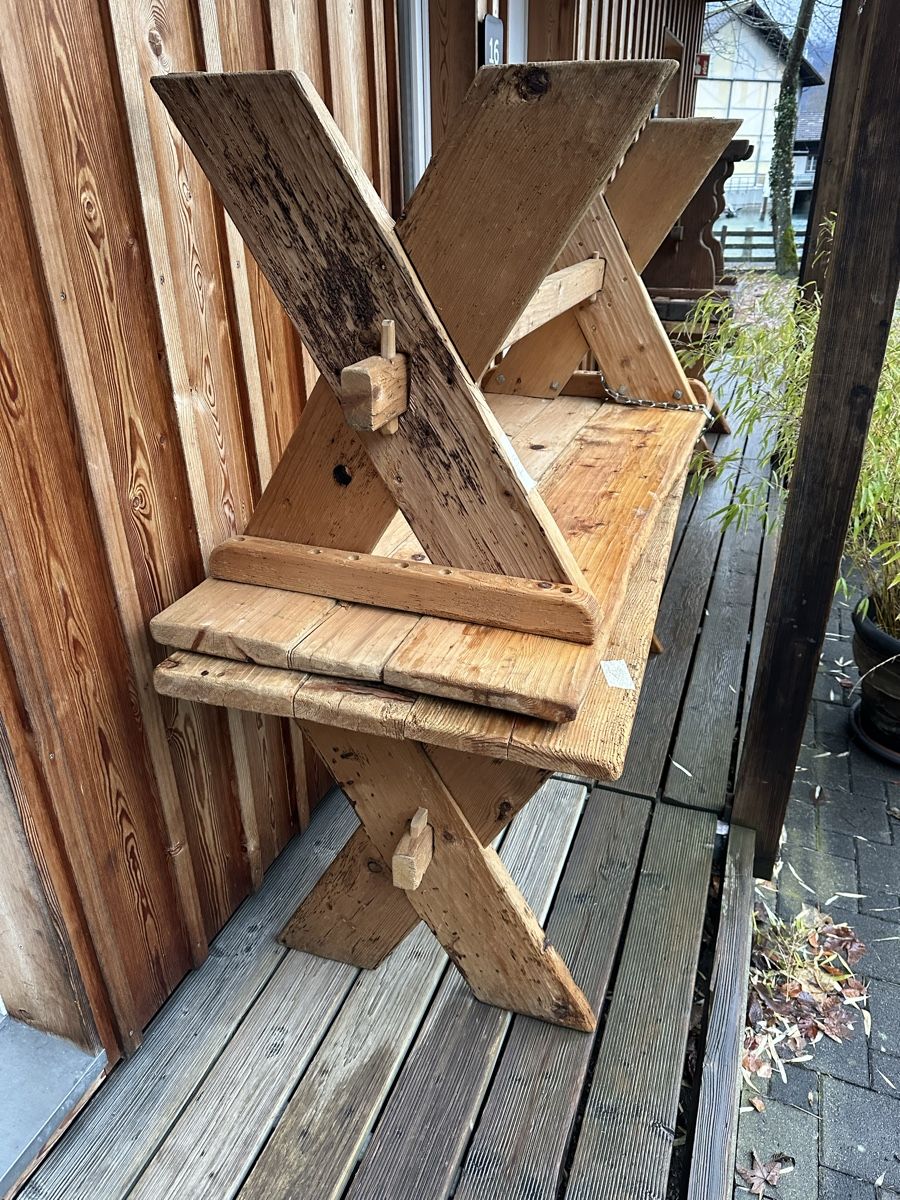 Tavoli: Holztisch – Usato da Interlaken venduto da raphael26 1