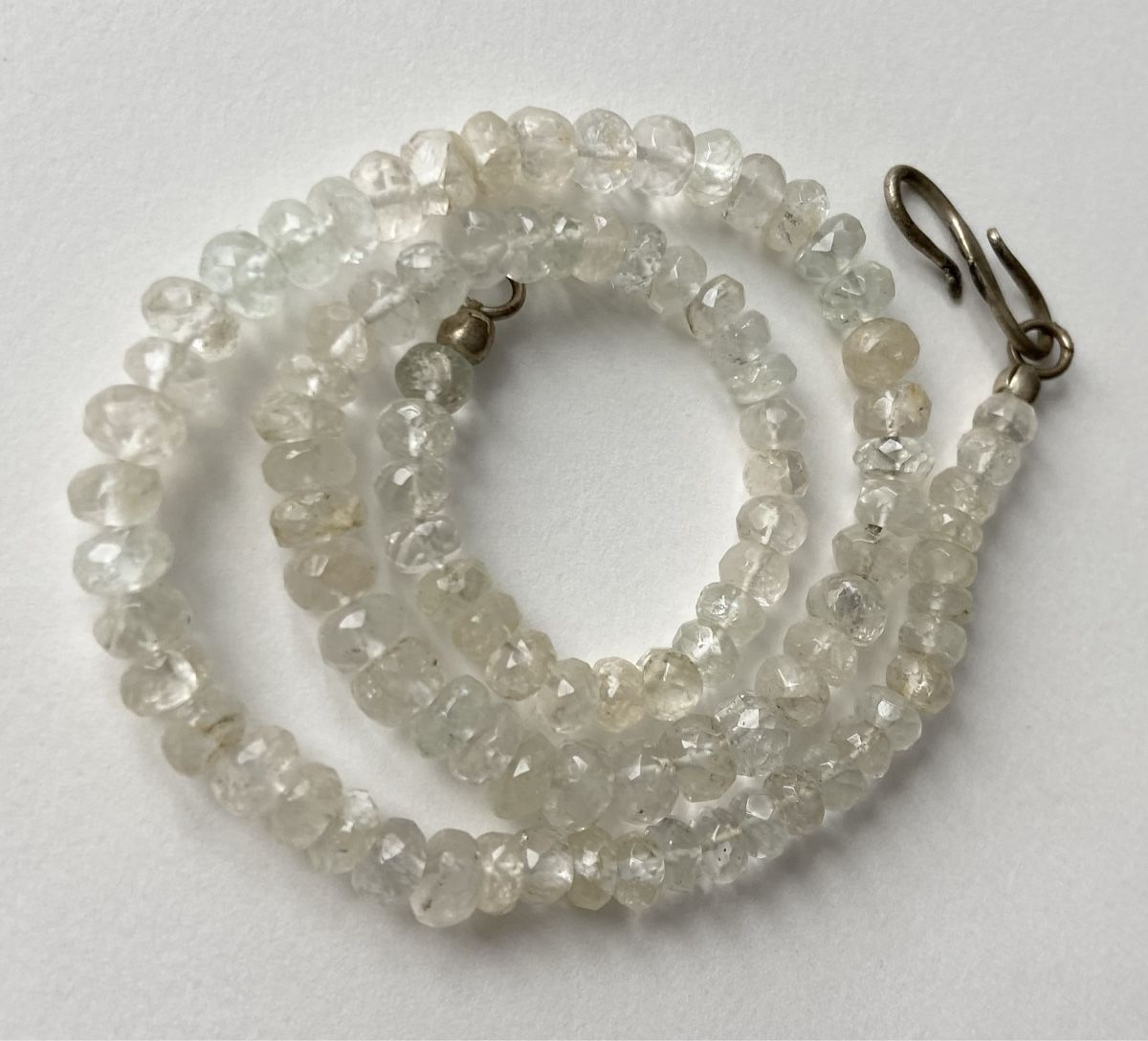 Catenine: Bergkristall Kette, facettiert echte Steine – Usato da Gossau venduto da Magic999
