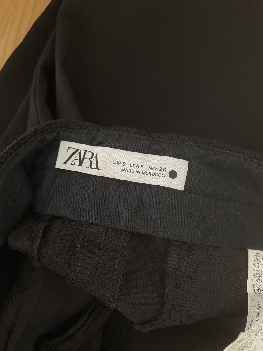 Zara Pantaloni: Cargo Hose schwarz Grösse S – Usato da Zürich venduto da Carlajimena 5