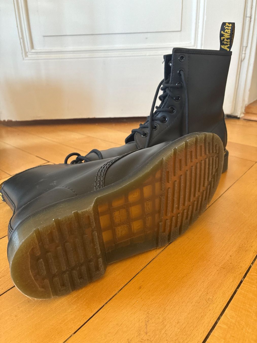Dr. Martens Chaussures hommes: Dr. Martens Stiefel Gr. 38 – D'occasion à Fribourg par waves55 2