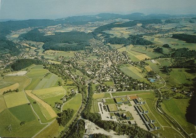 Cartoline postali: BIRMENSDORF Flugaufnahme – Usato da Jona venduto da philajona