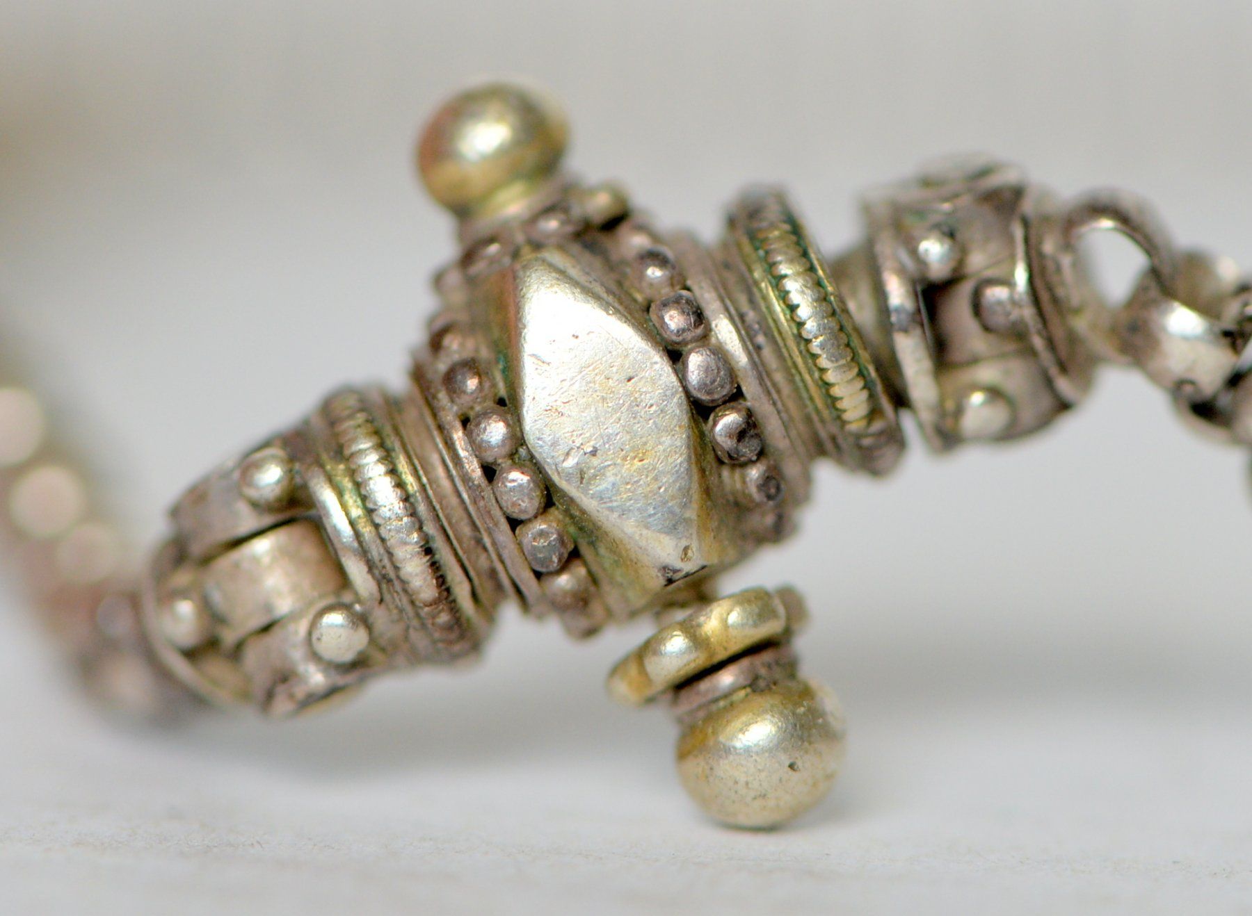 Ketten: Ancien collier en métal – Gebraucht aus Neuchâtel von Neuchatel 5