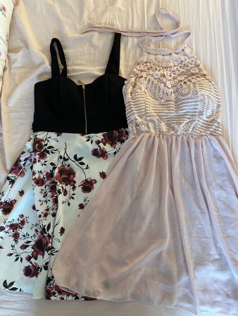 2 schöne Kleider Gr. S