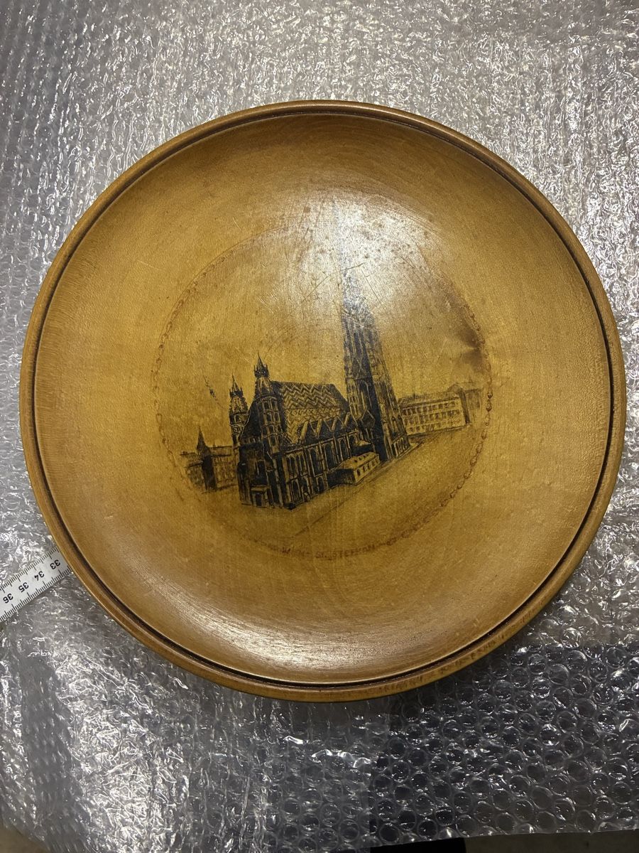 Set di piatti: Piatti in legno decorati – Usato da Chiggiogna venduto da acavanna 1