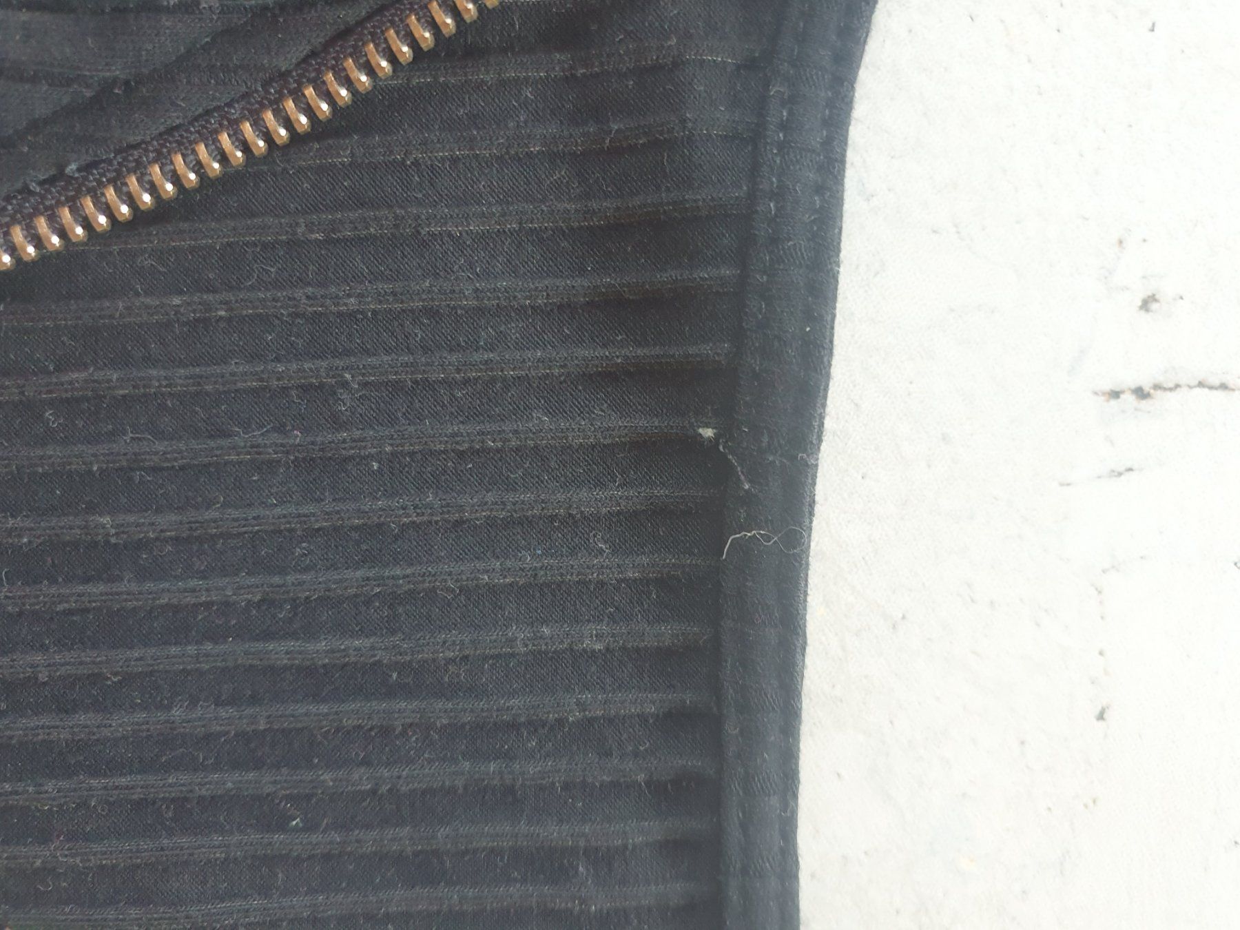 Maglioni & Felpe: Pullover – Usato da Moosseedorf venduto da Sonnenschein.. 2
