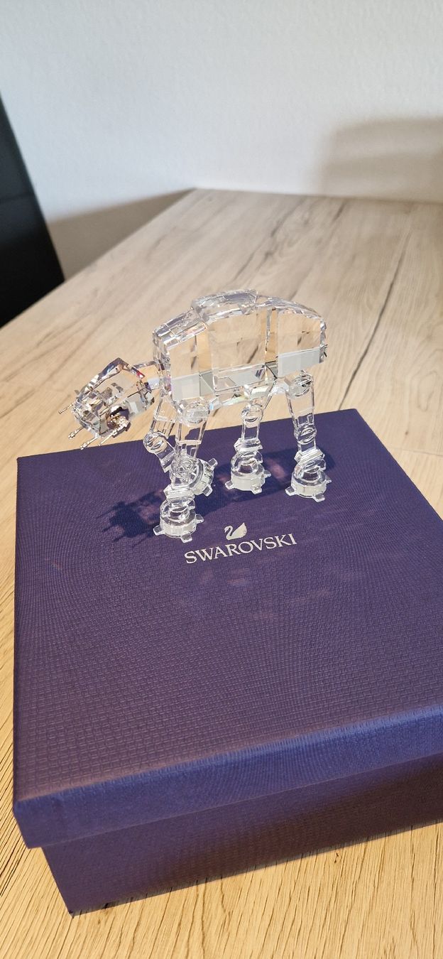 Swarovski Alle Dekorationen: Swarovski AT-AT Star Wars – Neu und originalverpackt aus Rossens FR von Masterkoopa 1